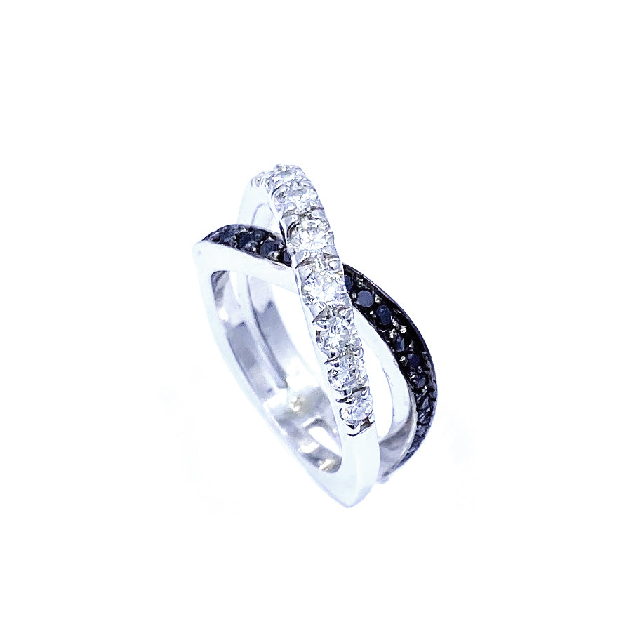 Hugo Signature Collection Original White Gold White and Black Diamond Ring